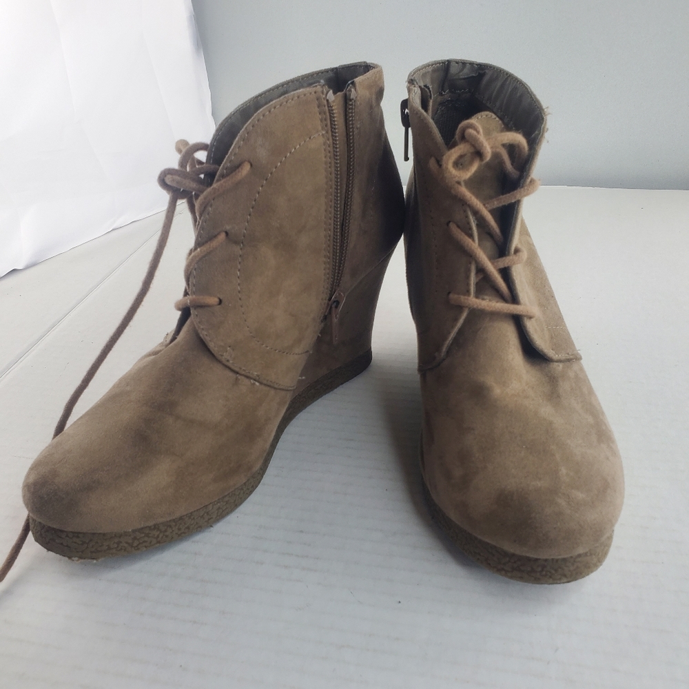 Target Brand suede wedged booties   sz 7.5
